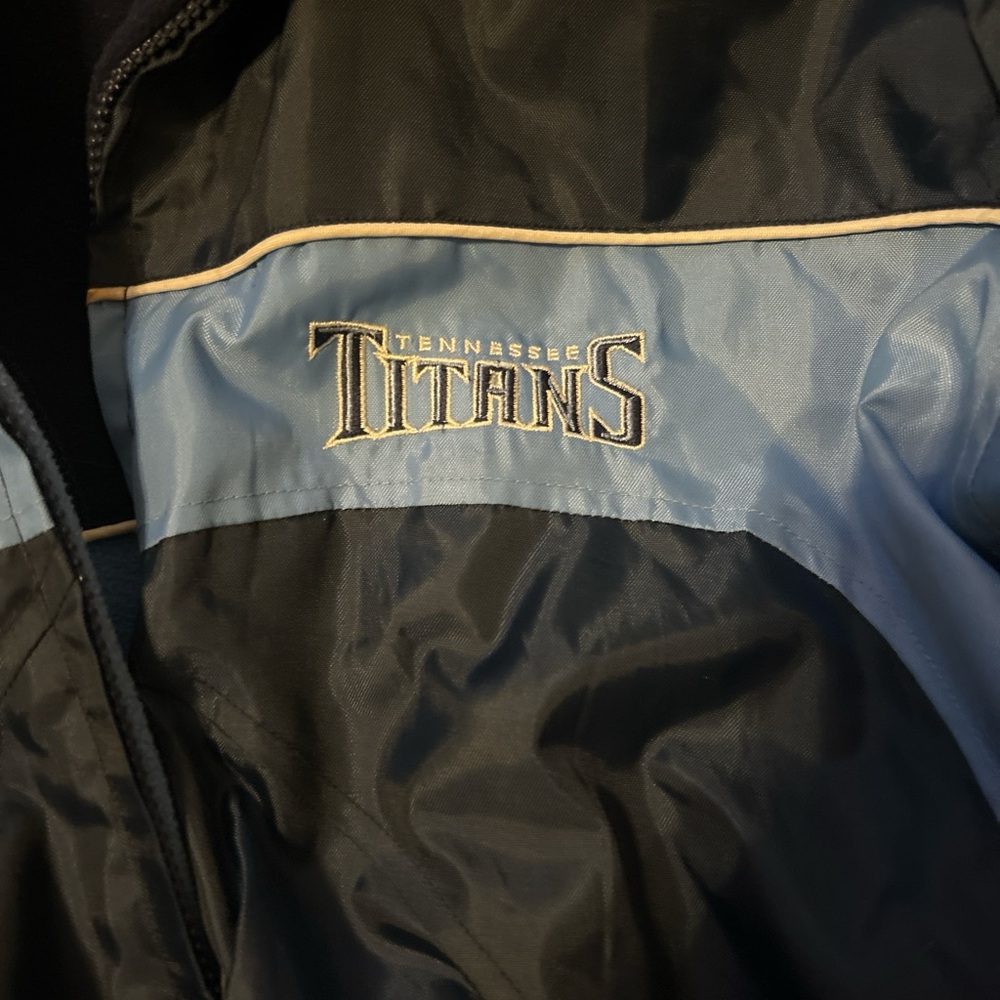 Men's Reversible NFL Tennessee Titan Jacket - Picture 2 of 6